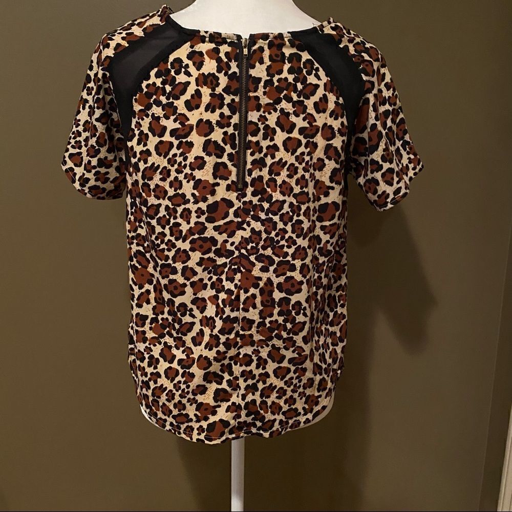 Timing Leopard Shirt  - Picture 6 of 11
